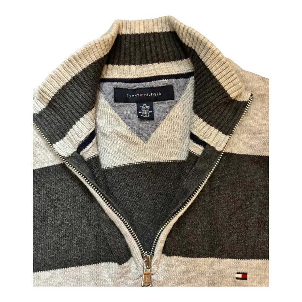 Early 00s Tommy Hilfiger Half Zip - Picture 3 of 5
